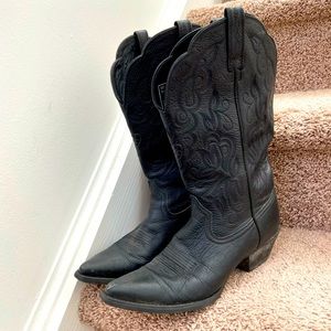 Artist black pointed toe cowboy boots